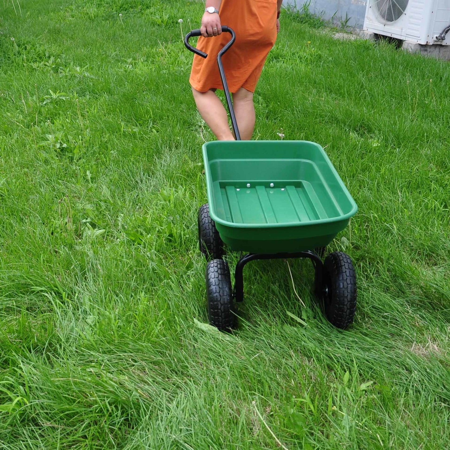 Folding Poly Garden dump truck with steel frame, 10 inches