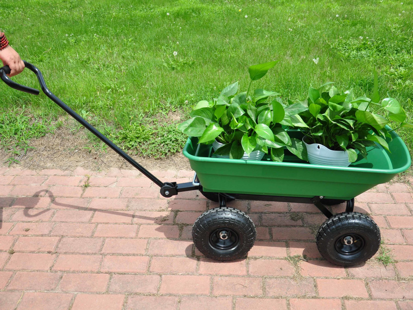 Folding Poly Garden dump truck with steel frame, 10 inches