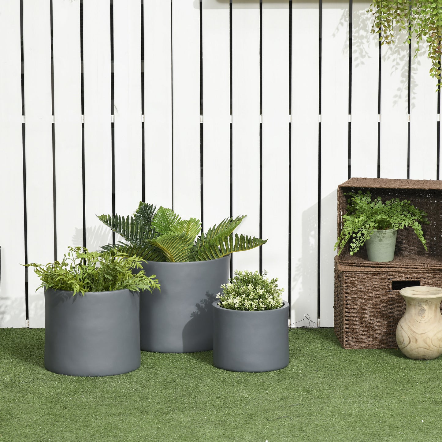 Set of 3 Outdoor Planter Set, 13/11.5/9in